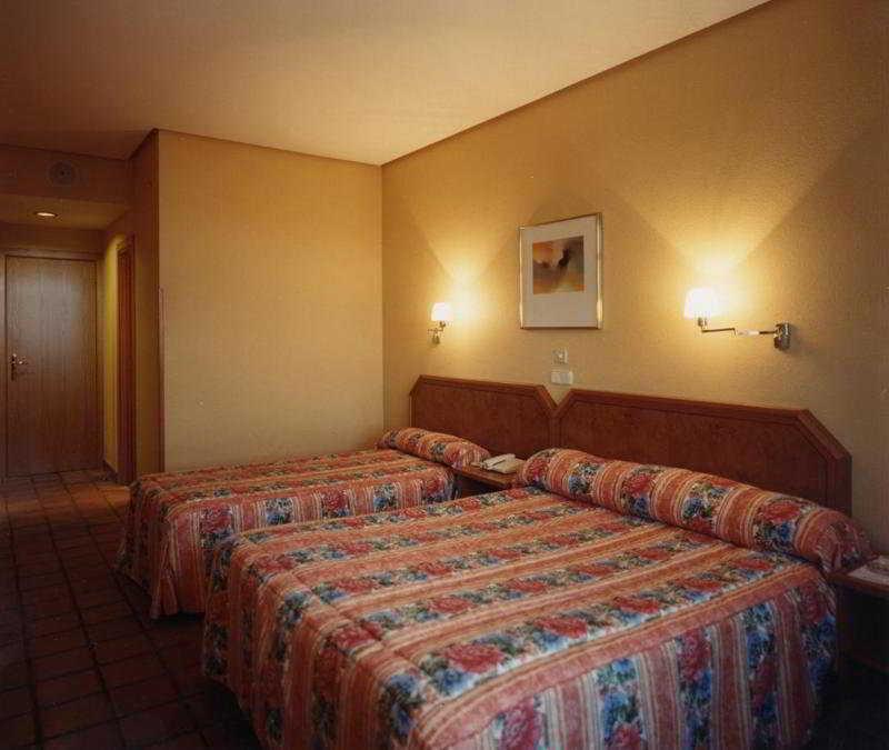 As Hoteles Altube Zuia Exterior photo